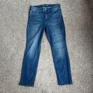 Old Navy Wow Straight Medium‎ Wash Jeans, Size 8